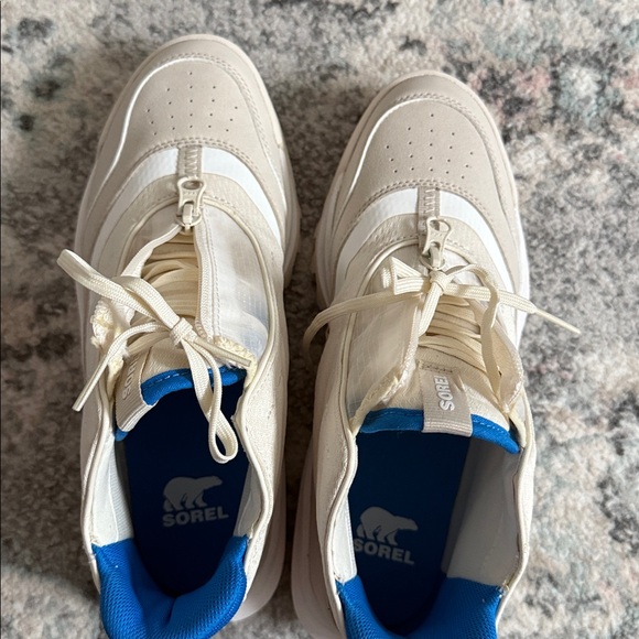 Sorel Women's ONA 718 Mid Sneaker shoe in the "Chalk, Hyper Blue" colorway - Picture 8 of 11